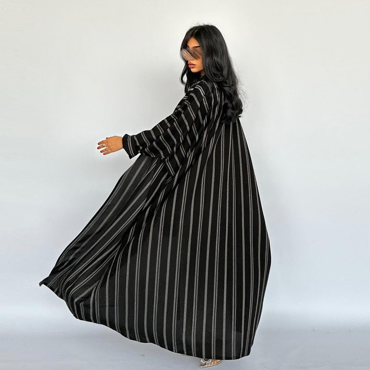 stripped abaya - Image 3