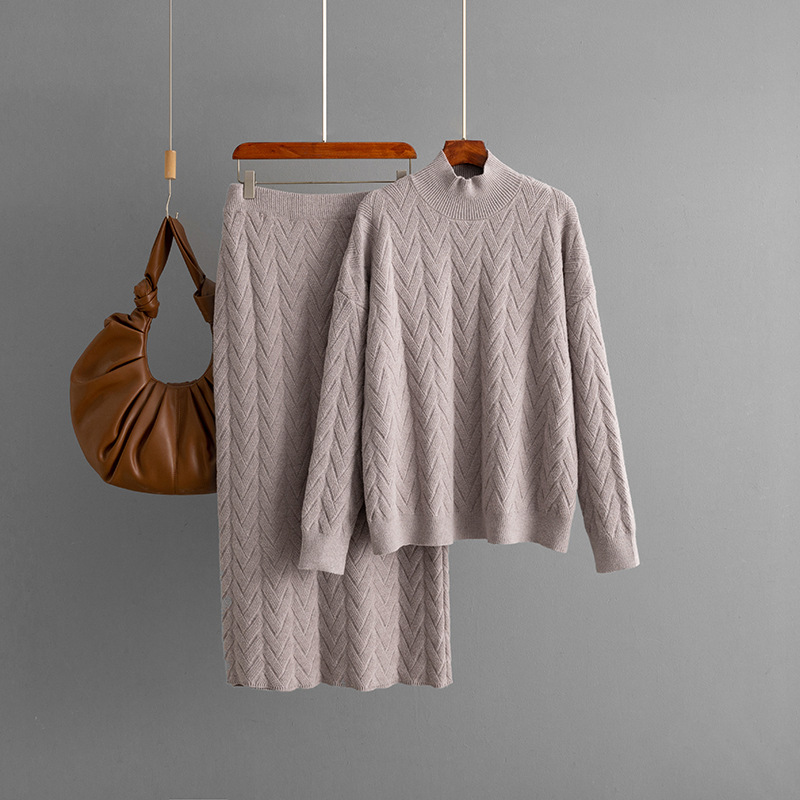 Half high collar long sleeved pullover top+skirt two-piece set - Image 9