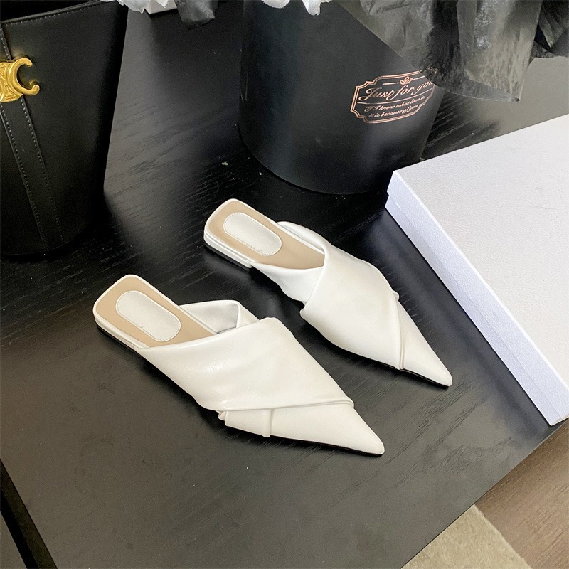 Cross pointed flat bottomed slippers with a toe wrap, half flat heel, soft soled women's sandals for external wear - Image 5